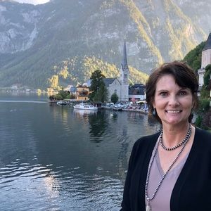 Meet your Posher, Kim